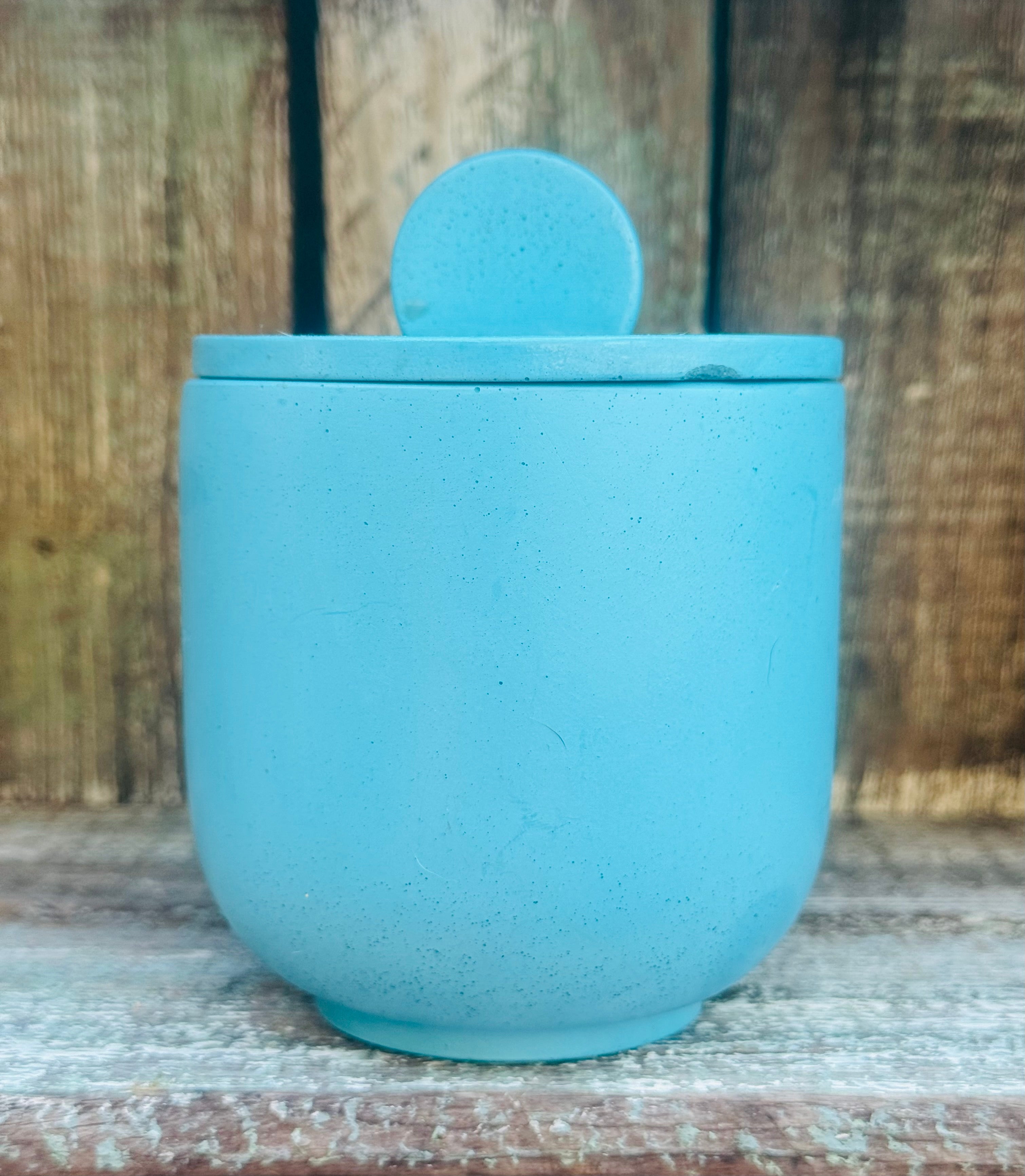 Sea Dreams Coastal Melon & Jasmine Concrete Candle – Coconut Glow Candle Co